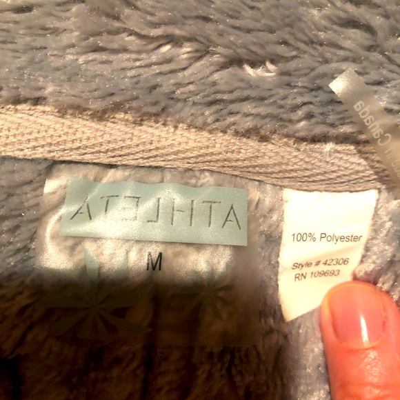 Athleta medium gray fleece jacket, like new! - Picture 2 of 6
